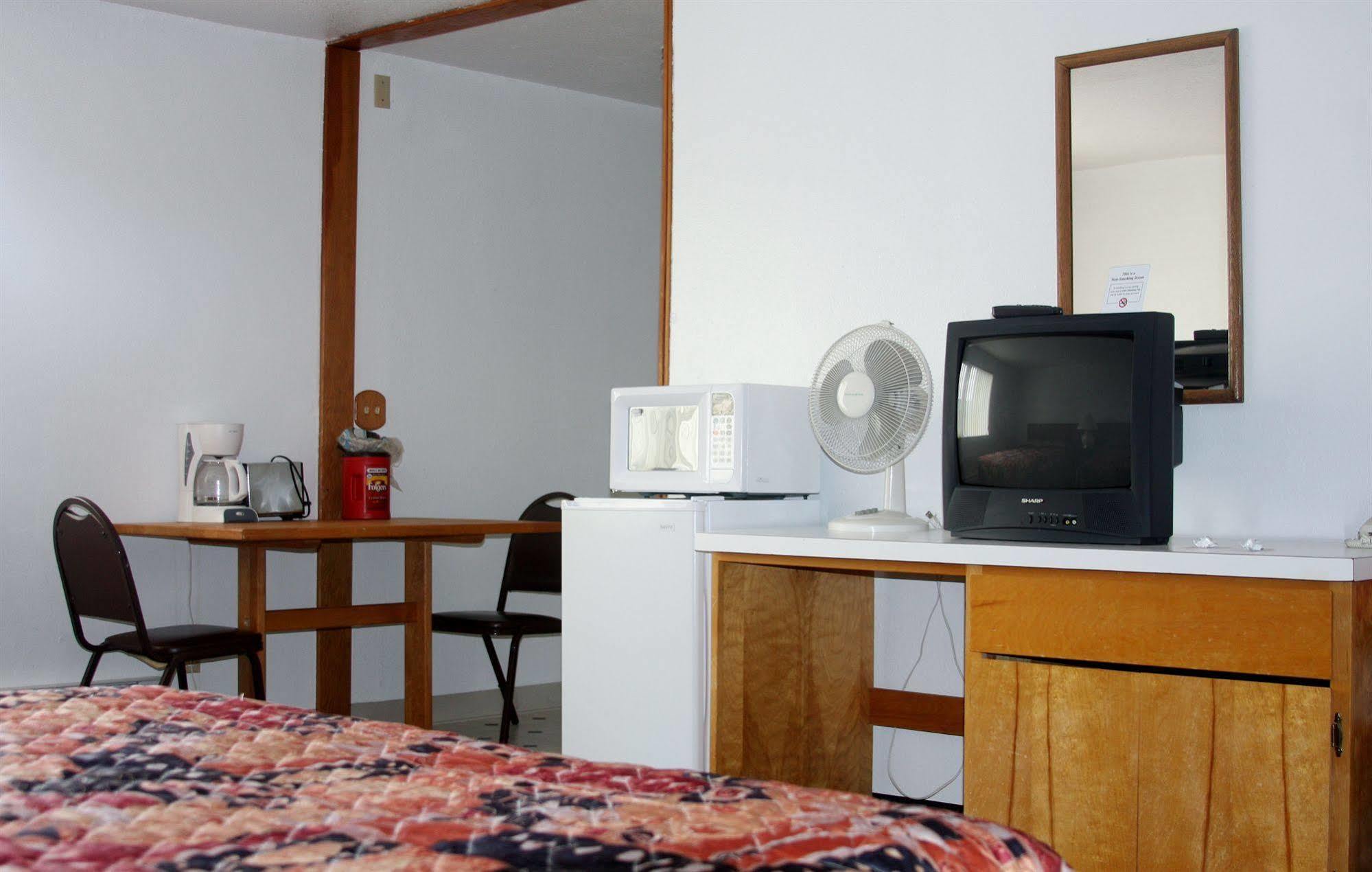 Heidi'S Inn Ilwaco Esterno foto